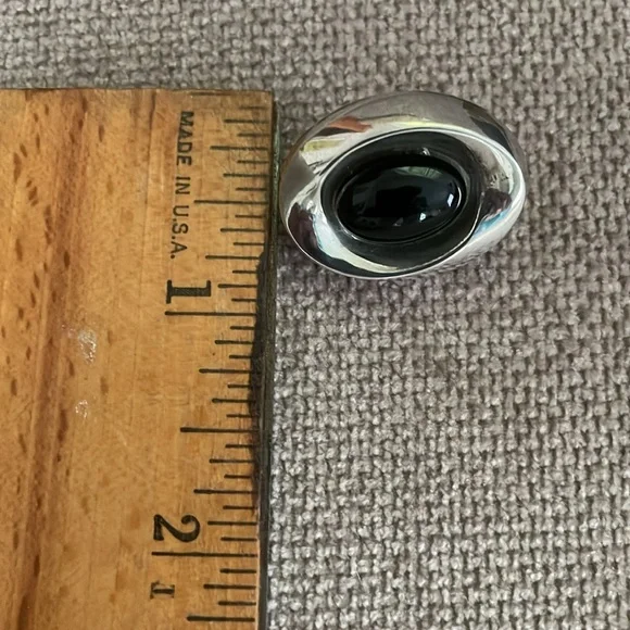 Sterling silver and black onyx French clip earrings - Picture 7 of 7